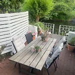 Byhus Pa Klaregade